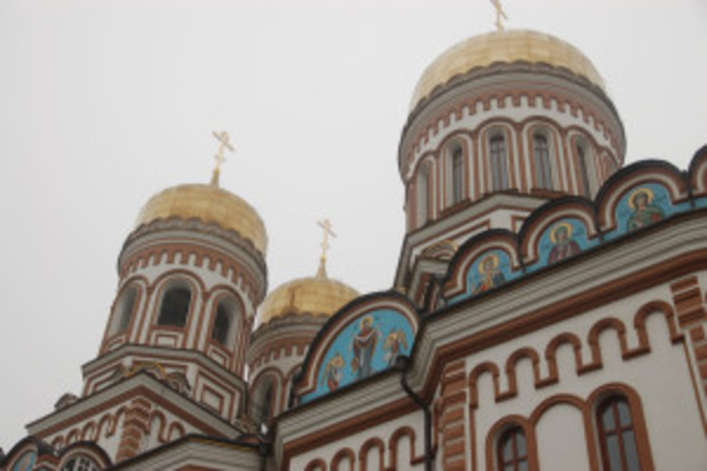 Свято-Троїцький собор Введенського жіночого монастиря