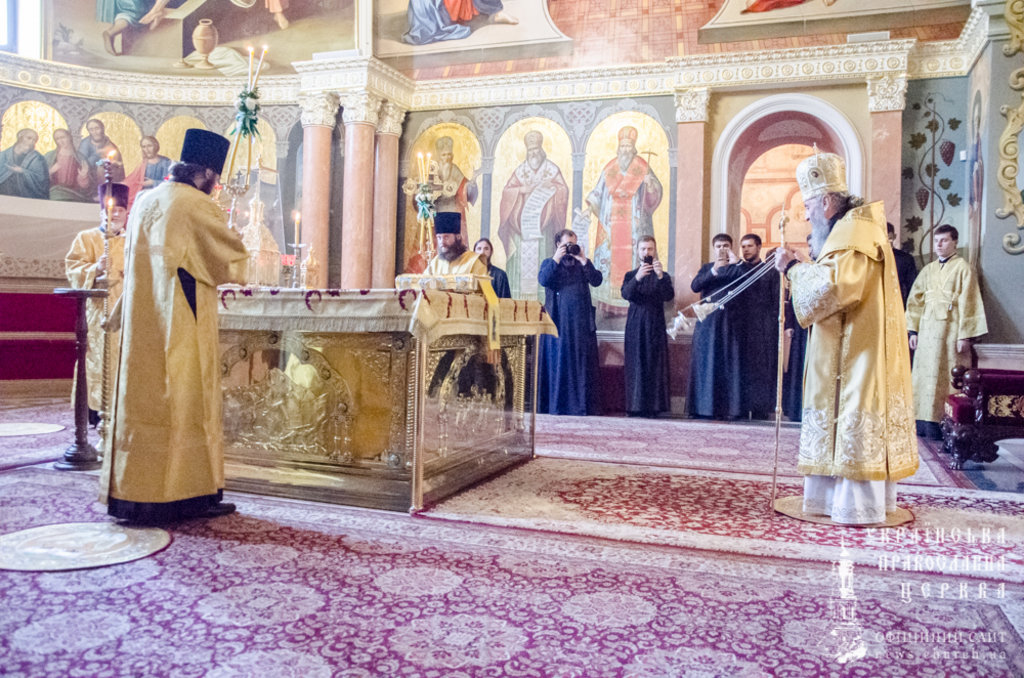 http://news.church.ua/files/2016/08/7-11.jpg
