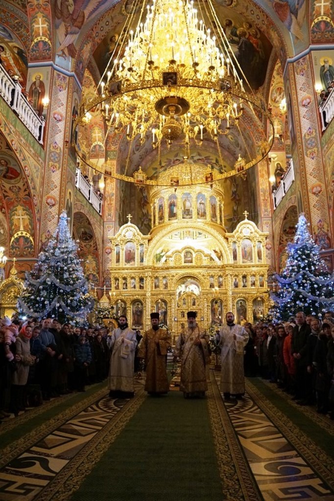 Банченский монастырь фото