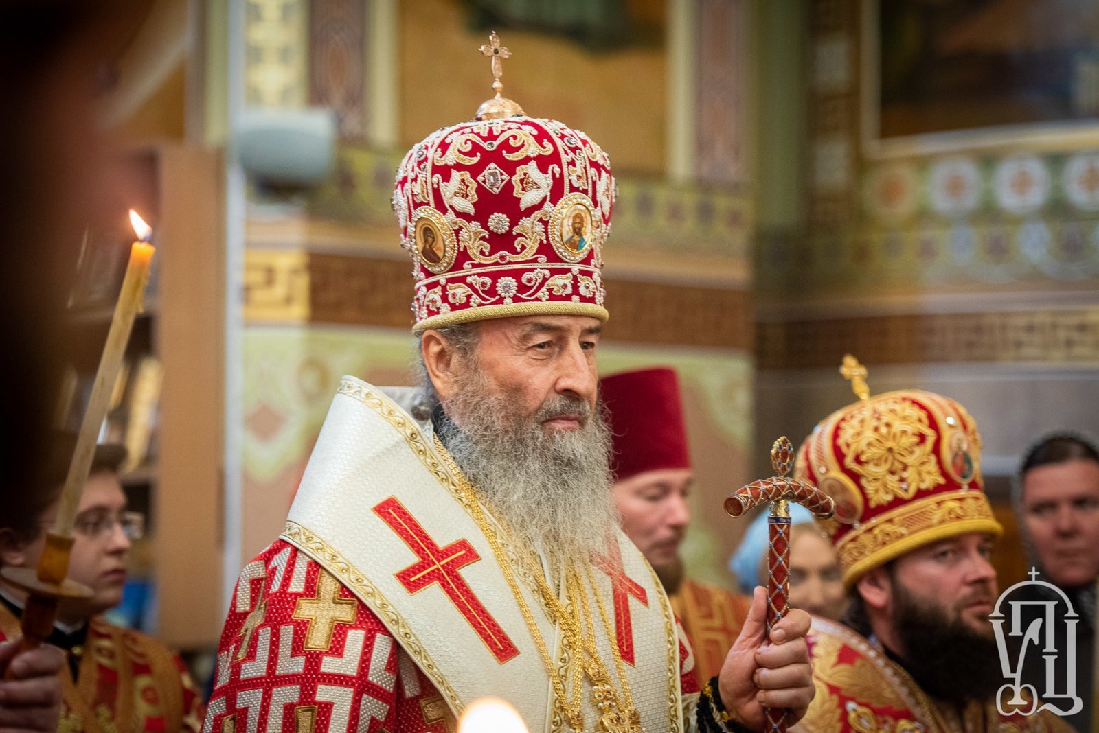 Блаженный богослов с исповедью 8 букв