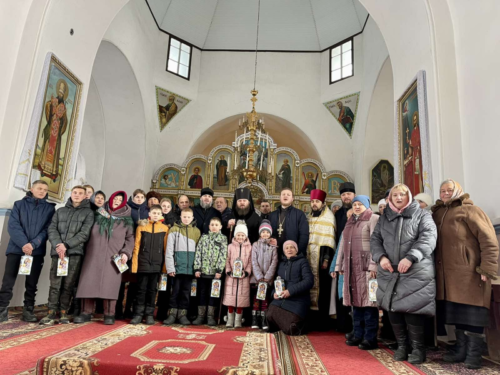 Керуючий Олександрійською єпархії привітав з Різдвом Христовим парафіян у с. Чечеліївка, які постраждали від представників”ПЦУ”