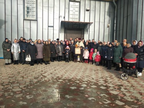 Три роки цілодобової молитви і жодної хвилини спокою: віруючі с. Михальча продовжують відстоювати свій храм