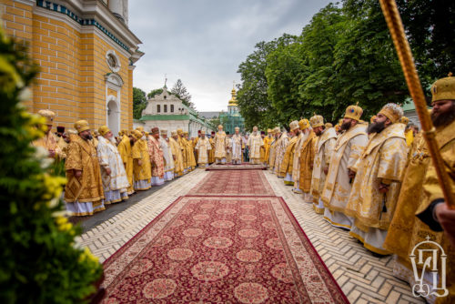 Накануне праздника Крещения Руси Предстоятель возглавил всенощное бдение в Киево-Печерской Лавре