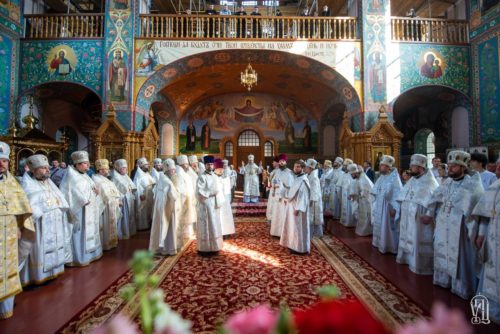 Предстоятель возглавил торжественное богослужение по случаю годовщины Собора УПЦ в Феофании