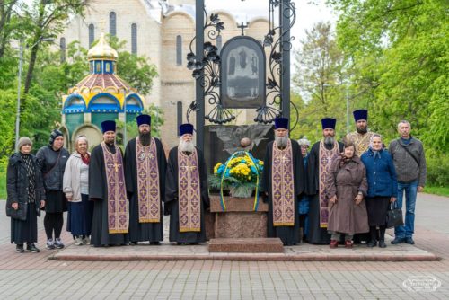 У єпархіях УПЦ помолилися за упокоєння жертв трагедії на Чорнобильській АЕС