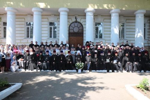 У Харківській духовній семінарії у день престольного свята відбувся 28-й випуск студентів