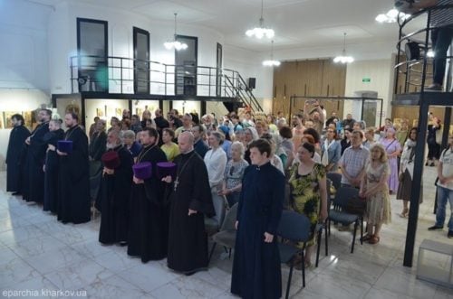 При Харківській духовній семінарії відкрили виставку робіт випускників та викладачів іконописної школи