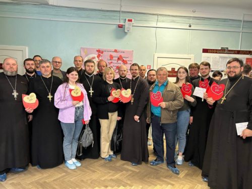 Вісім років поспіль духовенство та віряни Рівненської єпархії стають донорами крові
